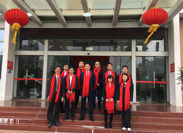 千秋偉業(yè)添錦繡 萬里鵬程展宏圖 —— 常青樹舞獅獻(xiàn)瑞賀新春，歡天喜地迎開工！